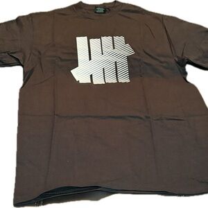 Brand New Undefeated Brown Graphic T-Shirt